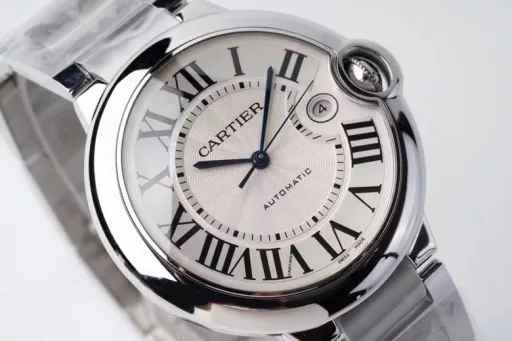 Classic Reappearance [Gathering the Essence of Past Reproductions and Opening the Road to AF Super God]AF is skilled in craftsmanship, quality, beauty and shape. Ingeniously create a unique clone - Cartier Blue Balloon 42mm series. Round and elegant, showing noble temperament. 🎮[Case] ​​The watch size is 42mmX13mm. The 316L stainless steel case has been polished to the extreme by AF watchmakers and is shiny. The level of refinement is no less than the original, and the unique charm of the original is perfectly reflected.[Wonderful details] The original-level dial, hands and spinels surpass all current imitations, which is the soul selling point of the watch.[Market Exclusive] Exclusively adopt the TOP-level Seagull 2892 modified original Cal.049 movement, truly making the winding feel and time adjustment direction consistent with the original 🎮[Crocodile leather] Compared with other imitations, AF uses the American Sissippi alligator leather belly, which has a burst of texture and glossiness, and the effect is overwhelmingThere are thousands of watches, and AF is the leader!Pursue perfection and achieve extraordinary results! 🎮Three elite exquisite recommended men's mechanical watches SJ carefully creates super-realistic real-life pictures for you