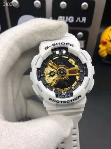 GA-110 Hand-raise Light Casio G-SHOCK--Classic shockproof dial design👍In stock and shipped immediately, 45-degree automatic hand-raise light function with strong visual impact🙈LCD liquid crystal display💡Stopwatch speed function accurate to 1/1000 second⌛Shockproof📣Anti-magnetic💥200 meters waterproof🏊48 city time📲Countdown⏳Alarm clock⏰Fully automatic calendar and other powerful functions