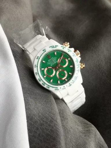 Accepting reservations [rose][rose][rose]N6 Factory super cost-effective [strong] belongs to the AET company co-branded ceramic Daytona series:① Using Dandong 4131 exclusive movement trial version 4801 machine, currently the most stable version of 4131 movement, zero repair, super stable [rose]② Imported nano solid core ceramic material, after continuous testing, the material is not easy to break, and is cut-resistant, wear-resistant, and anti-fouling [rose]③ All literal colors are infinitely close to the original color [rose]④ It has 5 color schemes, Bis Abu Dhabi Bis Kai Green, Racing Green, Sakura Pink, Panda White Series, quality online, absolutely super cost-effective watch [rose]