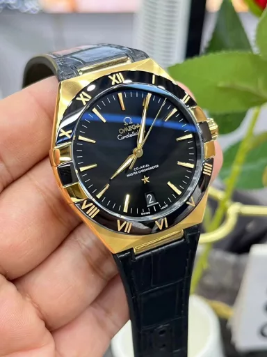 VS Constellation Tape/Gold Shell Black Face 8900 Movement