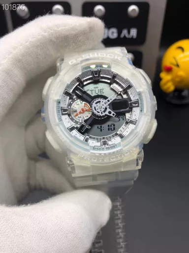 GA-110 Hand-raise Light Casio G-SHOCK--Classic shockproof dial design👍In stock and shipped immediately, 45-degree automatic hand-raise light function with strong visual impact🙈LCD liquid crystal display💡Stopwatch speed function accurate to 1/1000 second⌛Shockproof📣Anti-magnetic💥200 meters waterproof🏊48 city time📲Countdown⏳Alarm clock⏰Fully automatic calendar and other powerful functions