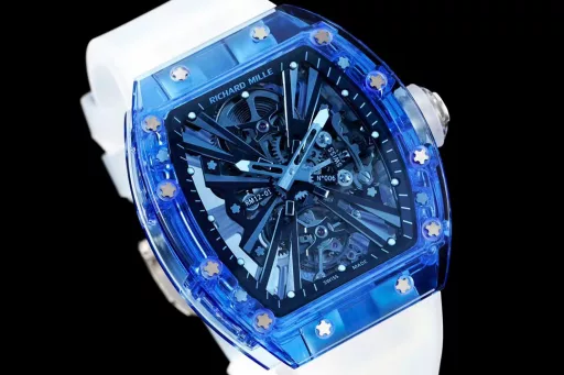 RM Factory reproduces the extraordinary sports quality of Richard MillerAchieving the integration of material innovation and watch architecture, launching a generation of legendary RM12-01 Tourbillon Sapphire Transparent Edition[Case] ​​A fully transparent case is created by combining sapphire crystal to form a technically coherent and visually inseparable whole.The integrated base plate and case are integrated into one, inspired by the chassis of a racing car, which enhances rigidity and impact resistance.[Dial] The lines are inspired by the structural form of architectural design, and the tubular inclined configuration provides optimal rigidity and torsional rigidity, with excellent resistance to thermal changes and corrosive elements. The base plate supports a grade 5 titanium bridge, which is highly original in terms of three-dimensional structure. This outstanding architectural style can withstand accelerations of more than 5,000 Gs.[Movement] The Swiss standard custom-made tourbillon movement proudly displays the ultimate hand-made refinement of the movement through the sapphire crystal. The playful combination of polished pivots, satin polishing, circular surface treatment and high polishing presents a stunning visual effect. RM has broken through the technical barriers and achieved this masterpiece with a transparent movement, bringing a bright and moving appearance to the RM12-01.