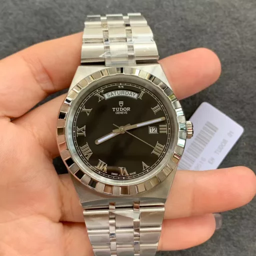 V7 41mm