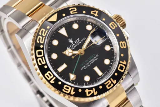 Clean factory C factory Rolex 126711 Sarsaparilla Greenwich ceramic bezel font details comparison, 12 o'clock triangle part, top angle, bottom angle, sharp corner positionAll rounded. Consistent with the original.For the font part, the depth is only one aspect. The original process is that the bottom surface of the font is all perpendicular to the straight body of the font at 90 degrees. To achieve this effect, it can only be molded in one piece. Laser typing will have a series of problems such as bevel edges, rough background texture, and broken edges.The font depth is consistent with the original, sinking 0.13mm. In addition, the font edge is rounded and polished.The electroplating color is also digitally adjusted. Most of the ones on the market are pure gold, and the genuine ones are slightly red. In terms of appearance, it will be much more comfortable.The appearance of the case is all 904L, which perfectly restores the entire shell shape of the GMT and corrects the feel of the GMT turning circle. The crownThe crown part also shows the embossed crown👑 effect. The 3186 movement is used, which is the same as the original.The bottom cover is also the same as the original, polished, brushed, and the bottom of the case is brushed. The fit between the bottom cover and the case is almost the same. The gap between the crown and the case can be compared by yourself. In the inner shadow part, the tail of the letter 