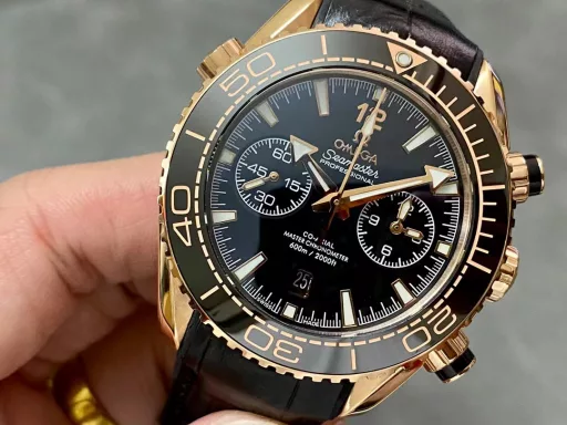 Omega Speedmaster Racing Chronograph 44.25mm Master Chronometer ChronographModel: 329.32.44.51.01.001In 1957, Omega launched the [Speedmaster Speedmaster Series] designed specifically for racing sports. This design is also known as the 