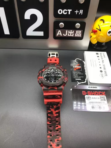 GA-110 Hand-raise Light Casio G-SHOCK--Classic shockproof dial design👍In stock and shipped immediately, 45-degree automatic hand-raise light function with strong visual impact🙈LCD liquid crystal display💡Stopwatch speed function accurate to 1/1000 second⌛Shockproof📣Anti-magnetic💥200 meters waterproof🏊48 city time📲Countdown⏳Alarm clock⏰Fully automatic calendar and other powerful functions