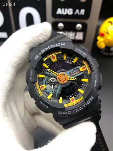 GA-110 Hand-raise Light Casio G-SHOCK--Classic shockproof dial design👍In stock and shipped immediately, 45-degree automatic hand-raise light function with strong visual impact🙈LCD liquid crystal display💡Stopwatch speed function accurate to 1/1000 second⌛Shockproof📣Anti-magnetic💥200 meters waterproof🏊48 city time📲Countdown⏳Alarm clock⏰Fully automatic calendar and other powerful functions