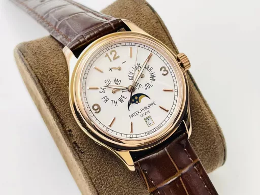 PP Factory Patek Philippe's most popular style, PP complex function chronograph series 5146R 5147. The ingenious design of the function, the reasonable layout of the appearance, and the superior movement performance all reflect the unique design of Patek Philippe masters, a classic work of art.1⃣️The dial diameter is 39MM, which is exquisite!2⃣️Equipped with high-performance Cal.324 automatic mechanical movement, it has annual calendar, date, month and moon phase display functions, providing powerful time measurement functions, and the large second hand in the center of the dial design makes time easy to read.3⃣️I believe that such a watch will be the dream of many watch lovers, but just like its image of the moon in the water, it is hard to come by, so if there is an opportunity in front of you, then cherish it.PP Factory's masterpiece welcomes all watch friends to appreciate it!