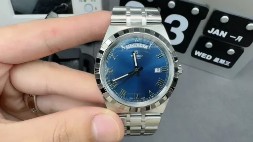 V7 Tudor Royal