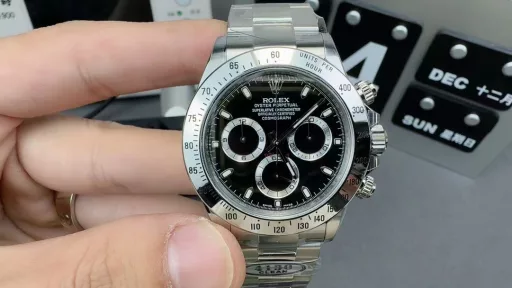 Clean 4130 movement black steel