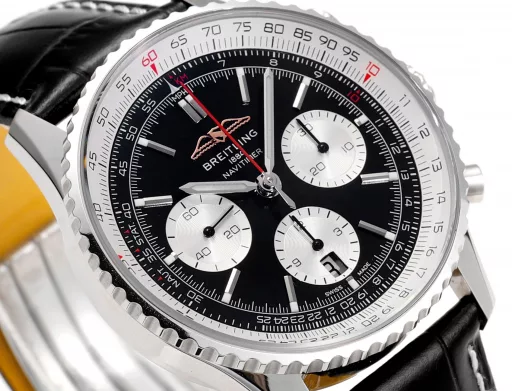 BLS: Breitling's new Navitimer celebrates its 70th anniversary, with a bold new interpretation of the classic watch. Measuring 43mm, the iteration is undoubtedly an authentic Navitimer, with a circular slide rule, baton scale, three subdials and a grooved bezel for easy grip, and the new BLS B01 movement