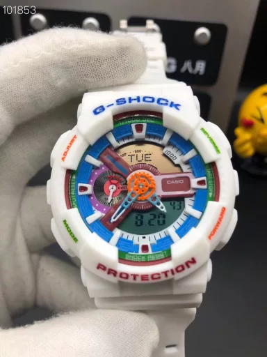 GA-110 Hand-raise Light Casio G-SHOCK--Classic shockproof dial design👍In stock and shipped immediately, 45-degree automatic hand-raise light function with strong visual impact🙈LCD liquid crystal display💡Stopwatch speed function accurate to 1/1000 second⌛Shockproof📣Anti-magnetic💥200 meters waterproof🏊48 city time📲Countdown⏳Alarm clock⏰Fully automatic calendar and other powerful functions