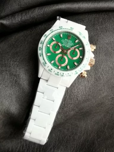 Accepting reservations [rose][rose][rose]N6 Factory super cost-effective [strong] belongs to the AET company co-branded ceramic Daytona series:① Using Dandong 4131 exclusive movement trial version 4801 machine, currently the most stable version of 4131 movement, zero repair, super stable [rose]② Imported nano solid core ceramic material, after continuous testing, the material is not easy to break, and is cut-resistant, wear-resistant, and anti-fouling [rose]③ All literal colors are infinitely close to the original color [rose]④ It has 5 color schemes, Bis Abu Dhabi Bis Kai Green, Racing Green, Sakura Pink, Panda White Series, quality online, absolutely super cost-effective watch [rose]