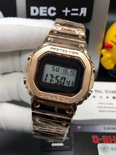 👍👍Original Casio G-SHOCK GMW-B5000 series, 35th anniversary limited edition electronic sports watch!  official price 5000+ overseas orders! 30 meters waterproof! Fashionable and versatile electronic watch! Top configuration, top network exclusive channel supply! Led lighting, daily alarm clock, hourly report, stopwatch, countdown, metal dial resin material/stainless steel strap, mineral glass, thickness 13mm case diameter 43.2mm