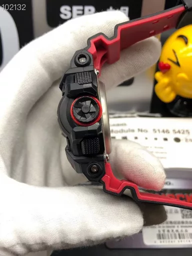 GA-400 hand-raise light Casio G-SHOCK--classic shockproof dial design👍In stock and shipped immediately, 45-degree automatic hand-raise light function with strong visual impact🙈LCD liquid crystal display💡Stopwatch speed function accurate to 1/1000 second⌛Shockproof📣Anti-magnetic💥200 meters waterproof🏊48 city time📲Countdown⏳Alarm clock⏰Fully automatic calendar and other powerful functions