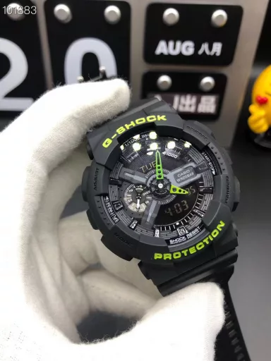 GA-110 Hand-raise Light Casio G-SHOCK--Classic shockproof dial design👍In stock and shipped immediately, 45-degree automatic hand-raise light function with strong visual impact🙈LCD liquid crystal display💡Stopwatch speed function accurate to 1/1000 second⌛Shockproof📣Anti-magnetic💥200 meters waterproof🏊48 city time📲Countdown⏳Alarm clock⏰Fully automatic calendar and other powerful functions