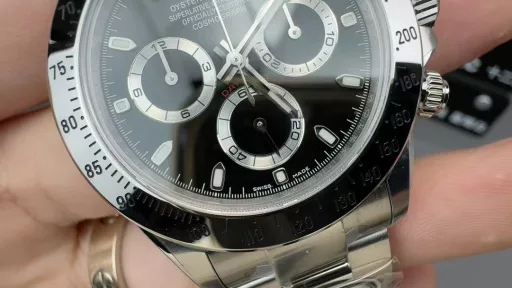 Clean 4130 movement black steel