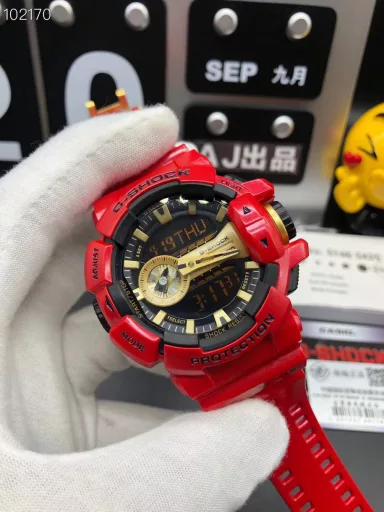 GA-400 hand-raise light Casio G-SHOCK--classic shockproof dial design👍In stock and shipped immediately, 45-degree automatic hand-raise light function with strong visual impact🙈LCD liquid crystal display💡Stopwatch speed function accurate to 1/1000 second⌛Shockproof📣Anti-magnetic💥200 meters waterproof🏊48 city time📲Countdown⏳Alarm clock⏰Fully automatic calendar and other powerful functions