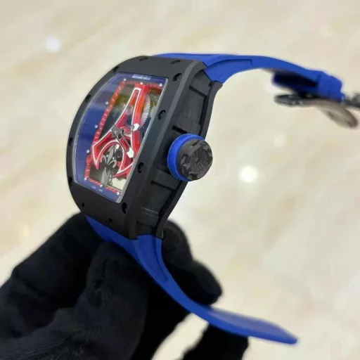 The latest model Richard Mille RM52-03 Tourbillon Super Watch, Eiffel Tower The French Paris Tower that you and I meet.Richard is limited to 10 pieces worldwide Paris Saint-GermainRichard RM I won’t buy popular models, I usually buy limited editions, do you understand what I mean? Richard Mille