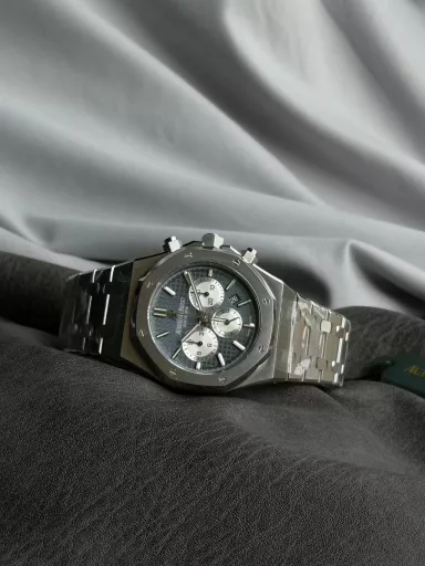 OM: Audemars Piguet Royal Oak 26331ST.OO.1220ST.01 watch, stainless steel bracelet case, blue panda dial, equipped with 2385 automatic mechanical chronograph, 41 mm.