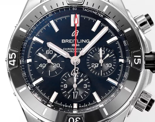 The first BLS new product on the market - Breitling Super Mechanical Chronograph 44mm, exclusive ceramic technology, breaking through the original technical barriers. The design inspiration comes from the Italian Air Force 