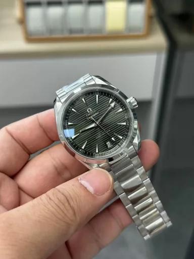 VS Seamaster 150m Teak Green 8900 open mold integrated movement