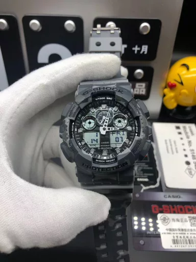 GA-110 Hand-raise Light Casio G-SHOCK--Classic shockproof dial design👍In stock and shipped immediately, 45-degree automatic hand-raise light function with strong visual impact🙈LCD liquid crystal display💡Stopwatch speed function accurate to 1/1000 second⌛Shockproof📣Anti-magnetic💥200 meters waterproof🏊48 city time📲Countdown⏳Alarm clock⏰Fully automatic calendar and other powerful functions