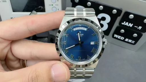 V7 Tudor Royal