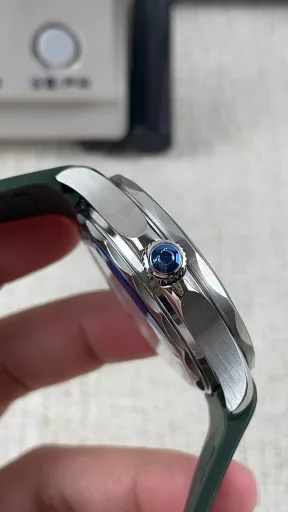 VS Seamaster 300 Green Dial 8800 Movement