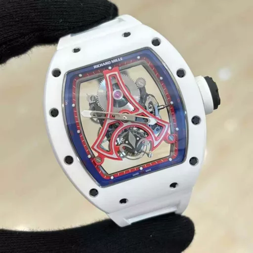The latest model Richard Mille RM52-03 Tourbillon Super Watch, Eiffel Tower The Paris Tower in France where you and I meet.Richard is limited to 10 pieces worldwide Paris Saint-GermainRichard RM I won’t buy the popular models, I usually buy the limited edition, do you understand me? Richard Mille