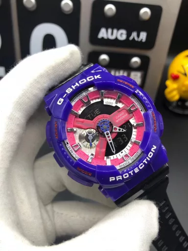 GA-110 Hand-raise Light Casio G-SHOCK--Classic shockproof dial design👍In stock and shipped immediately, 45-degree automatic hand-raise light function with strong visual impact🙈LCD liquid crystal display💡Stopwatch speed function accurate to 1/1000 second⌛Shockproof📣Anti-magnetic💥200 meters waterproof🏊48 city time📲Countdown⏳Alarm clock⏰Fully automatic calendar and other powerful functions