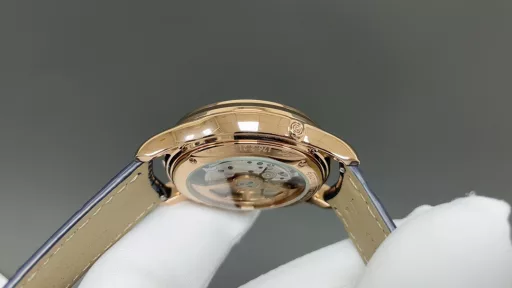 GR Factory 🌐 New Product After 3 years of research on the Jaeger-LeCoultre Master full-function perpetual calendar mechanical movement, the Jaeger-LeCoultre Master perpetual calendar automatic mechanical watch was reproduced. With the concept of not counting time and cost, the imported 9015 movement was used to restore the integrated machine complex function 868 movement. All functions are consistent with the official one! 1: Perpetual calendar function