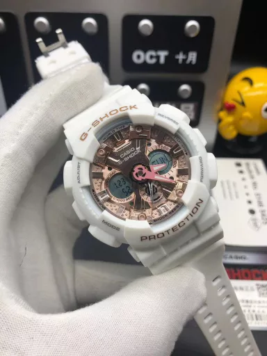 Hot selling GA-120 hand-raise light Casio G-SHOCK--classic shockproof dial design👍In stock and shipped immediately, 45-degree automatic hand-raise light function with strong visual impact🙈LCD liquid crystal display💡Stopwatch speed function accurate to 1/1000 second⌛Shockproof📣Anti-magnetic💥200 meters waterproof🏊48 city time📲Countdown⏳Alarm clock⏰Fully automatic calendar and other powerful functions