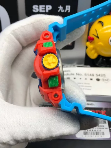 GA-400 hand-raise light Casio G-SHOCK--classic shockproof dial design👍In stock and shipped immediately, 45-degree automatic hand-raise light function with strong visual impact🙈LCD liquid crystal display💡Stopwatch speed function accurate to 1/1000 second⌛Shockproof📣Anti-magnetic💥200 meters waterproof🏊48 city time📲Countdown⏳Alarm clock⏰Fully automatic calendar and other powerful functions