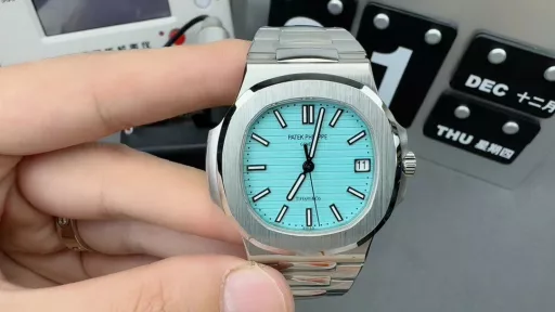 3K Patek Philippe Tiffany Blue Nautilus