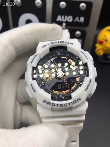 GA-110 Hand-raise Light Casio G-SHOCK--Classic shockproof dial design👍In stock and shipped immediately, 45-degree automatic hand-raise light function with strong visual impact🙈LCD liquid crystal display💡Stopwatch speed function accurate to 1/1000 second⌛Shockproof📣Anti-magnetic💥200 meters waterproof🏊48 city time📲Countdown⏳Alarm clock⏰Fully automatic calendar and other powerful functions