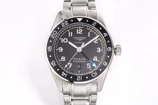 Longines launches the new Spirit Pioneer ZuIu Time watch!1⃣️Diameter 42 mm, frosted lettering, frosted ceramic bezel, bidirectional rotation, synchronized with the official website!2⃣️The bezel is decorated with black, green and blue ceramic inlays, marked with 24-hour scale and Super-LumiNova fluorescent inverted triangle, indicating the time information of the second time zone.3⃣️The disk is also decorated with a flying wing hourglass pattern and five star reliefs. There is a date window at 6 o'clock.4⃣️The sapphire crystal mirror is slightly arched, and both the inside and outside are treated with anti-glare coating. The bidirectional rotation is precise and smooth. The watch is equipped with a screw-in crown that is easy to grip and adjust, and the sealed case back is fixed by 6 screws, with excellent water resistance of 100 meters.5⃣️Stainless steel bracelet or brown/yellow/blue Italian calfskin, with a safety buckle, excellent, comfortable and sturdy.6⃣️The 2836 movement is modified into the original L844.4 automatic winding movement, which can provide up to 48 hours of power reserve and is certified by the Swiss Official Observatory (COSO).Welcome all watch friends to appreciate it!
