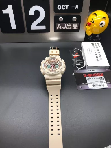 Hot selling GA-120 hand-raise light Casio G-SHOCK--classic shockproof dial design👍In stock and shipped immediately, 45-degree automatic hand-raise light function with strong visual impact🙈LCD liquid crystal display💡Stopwatch speed function accurate to 1/1000 second⌛Shockproof📣Anti-magnetic💥200 meters waterproof🏊48 city time📲Countdown⏳Alarm clock⏰Fully automatic calendar and other powerful functions