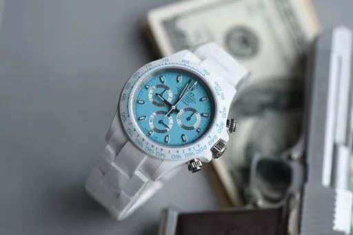【ZF.Factory New Creative Modification】Dare to be the first in the world - create the first subversive Rolex Daytona chronograph in China, the king of the watch, truly experience limited edition!Super nano ceramic imported from Germany! It is the only one in the industry. The case, bracelet, Cerachrom ceramic solid outer ring and tachymeter scale are all made of the latest developed super nano ceramic material. This material can not only achieve the effect of scratch resistance, wear resistance and anti-fouling, but also greatly enhance the pressure resistance and waterproof performance of the watch. The dial scale is filled with Swiss super luminous material, so that you can still see the time clearly in the absence of light.From the original mold to 100% restoration, every detail has been precisely polished and repeatedly inspected hundreds of times to ensure the quality of each watch, equipped with ShanghaiCal.4130 movement, with a swing frequency of 28,800 times/hour. The power reserve time reaches 72 hours+. The diameter of the watch: 40 x 12.4mm, the weight is only 108g, light and comfortable, and the wearing feeling is unparalleled.Produced by ZF Factory, it injects infinite creativity and life into your watch, creating classics that are difficult to surpass!