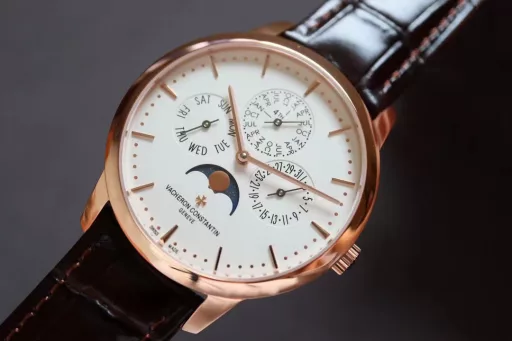[The thinnest version on the Internet] Mx new product - Vacheron Constantin Patrimony Contemporaine Heritage Series Ultra-thin Perpetual Calendar Watch[Case]: The watch has a diameter of 41mm and a thickness of 9.4mm, which is only 0.03cm different from the thickness of the authentic product, making it the thinnest version on the Internet. The watch has simple lines and smooth contours, adhering to the consistent slimness and elegance of the Heritage Series. It is a 