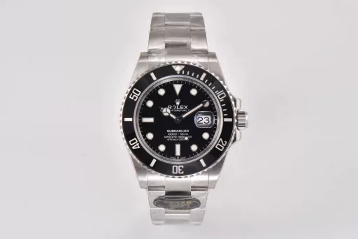 Clean factory/C factory Rolex 126610submariner1: Equipped with a one-to-one super 3235 integrated movement, no card movement decoration, and extremely stable movement2: The entire watch is made of 904L stainless steel / with an AR factory steel band3: The dial uses the market's exclusive 