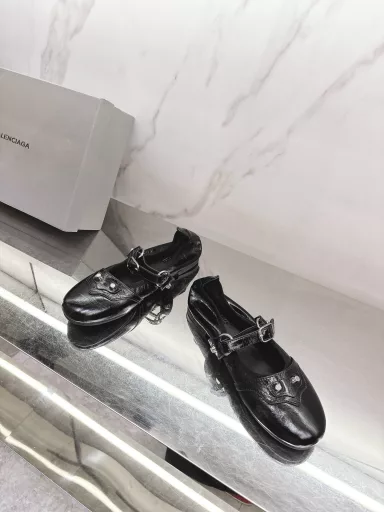 Balenciag*✨ new Mary Jane shoes for spring/summer 2025 💕What slippers to wear in summer 🤨 recommend you a good-looking and fashionable Mary Jane 😏 all kinds of leisure, featuring a comfortable ❗️ closed eyes into 🤩zp1:1 customized cowhide fabric, sheepskin inside, Italy 🇮🇹 imported leather outsole