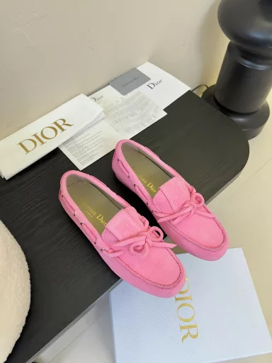 Dior Dior 25SS spring/summer new Miss Street loafersTaikoo Hui original purchase to develop the top version of the new layout to create a fashion classic single product Paris fashion Week the first weight of the big show to create a new product inspiration by D main designer cleverly combined in the perfect shoe type. With the brand buckle, more fashionable! The original is perfectly crafted