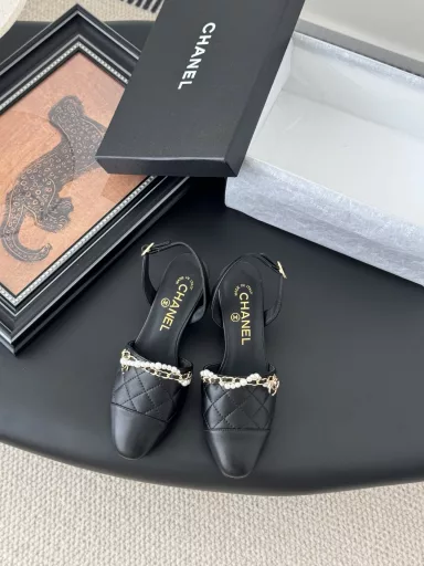 Chanel 25K Mary Jane Pearl chain hollow single shoes seriesHigh version of high quality, full color to do complete ~Welcome to push the upper leather inside leather outsole