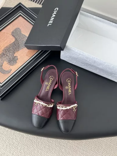 Chanel 25K Mary Jane Pearl chain hollow single shoes seriesHigh version of high quality, full color to do complete ~Welcome to push the upper leather inside leather outsole