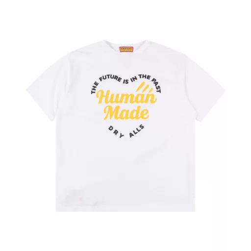 UMAN MADE Love Letter Printed Short Sleeve T-shirtCustomized according to the original version, 16x21 count 230g double yarn bamboo cotton, washed + silicone oil treatment, the fabric is soft and skin-friendly.The black print is printed with imported glue, and the black color is due to the special nature of the fabric (the print has exposed bottom and fine lines like the genuine product, as can be seen in the picture). The white is a watermark, and the print is integrated with the fabric, with first-class texture! The production methods of the neckline and shoulder strips are all well-made. The collar is thick and reinforced, washable and non-deformed. The retro ribbed collar design is double-bound and fits the neck. The hem thread is perfectly locked and refuses to deform! The packaging/collar label/washing label are all restored and customized. Bamboo cotton is more expensive than ordinary fabrics and is a high-end fabric. It can be machine washed at a light level. Violent machine washing is strictly prohibited. It is recommended to fold it in half and dry it after hand washing.