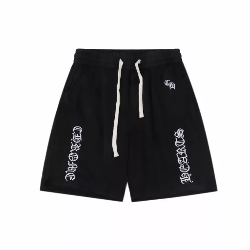 Chrome Hearts Embroidered Letter Destruction ShortsOriginal purchase, fabric is made of 330g cotton, soft and comfortable, ready-to-wear washing process, imported TAJIMA machine positioning embroidery, customized sterling silver arc buckle, pure hand stitching, customized accessories, large factory products are very demanding workmanship, comfortable and natural to wear, workmanship details compared to the counter, second kill market version