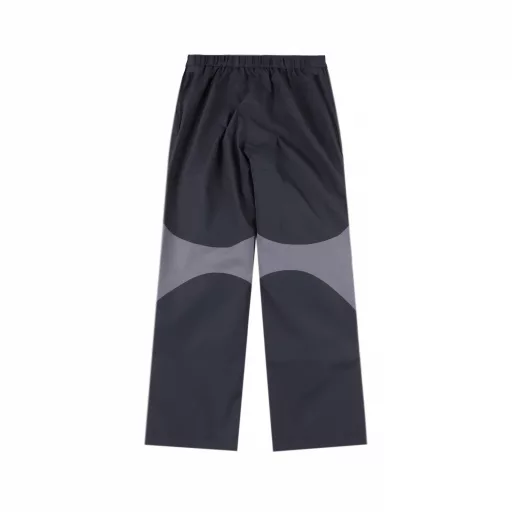 Adidas 24Fw Fos reflective line assault pantsGali Li Jialong, the same style worn by various managers, functional style assault pants, Fos pioneer sports series reflective pants, calm and sharp, simple and fashionable, with a strong cyberpunk atmosphere, carbon-based inorganic particles inside, can effectively absorb far-infrared energy from light sources and heat sources, and convert it into heat energy, ensuring warmth while being fearless of wind and rain, the reflective strips are the finishing touch, motorcycle night riding is full of safety, both side zippers can be fully opened, original disassembled color imported environmentally friendly heat-insulating heat-collecting windproof and waterproof fabrics, customized original diamond-shaped carbon-based inorganic particle material fabrics, original imported 3M reflective material strips, fitting seams, not only good reflective effect but also waterproof, buttons, zippers, tags, hanging particles, original stickers + original item numbers are all customized and developed, the same style for men and women