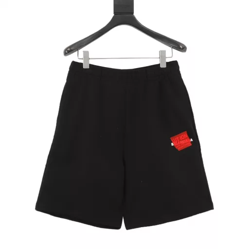 Balenciaga Tape Letter ShortsUsing layered printing technology, the fabric is made of terry cotton. It feels very comfortable. There are pockets on both sides. It is fashionable and unique, and it is a super versatile style! High temperature color fixation. Unisex style