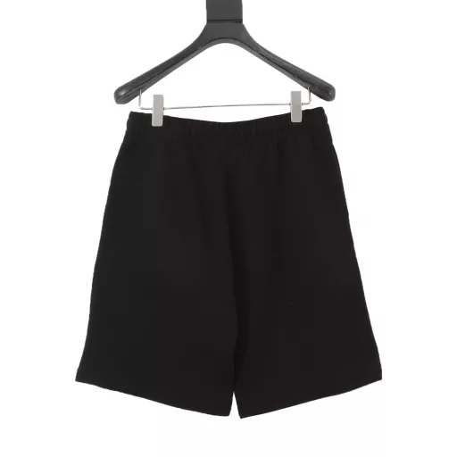 Balenciaga Tape Letter ShortsUsing layered printing technology, the fabric is made of terry cotton. It feels very comfortable. There are pockets on both sides. It is fashionable and unique, and it is a super versatile style! High temperature color fixation. Unisex style